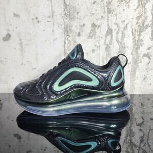 MSRP $179 Nike Air Max 720 Throwback Future Green Black